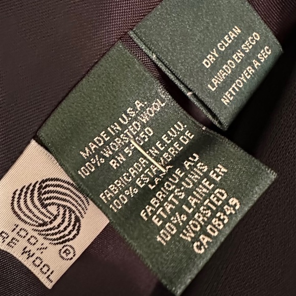 LAUREN - RALPH LAUREN Navy Blue, 3 Button, Crested Blazer, 12P, 100% PURE WOOL - Picture 13 of 16